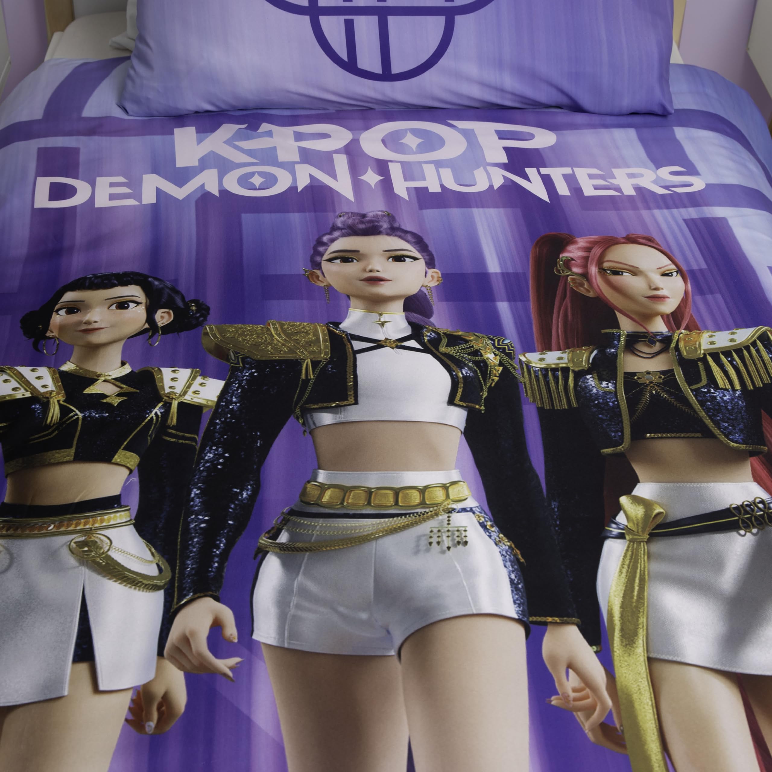 Parure de lit K-Pop Demon Hunters motif Huntrix et Saja réversible – Image 5