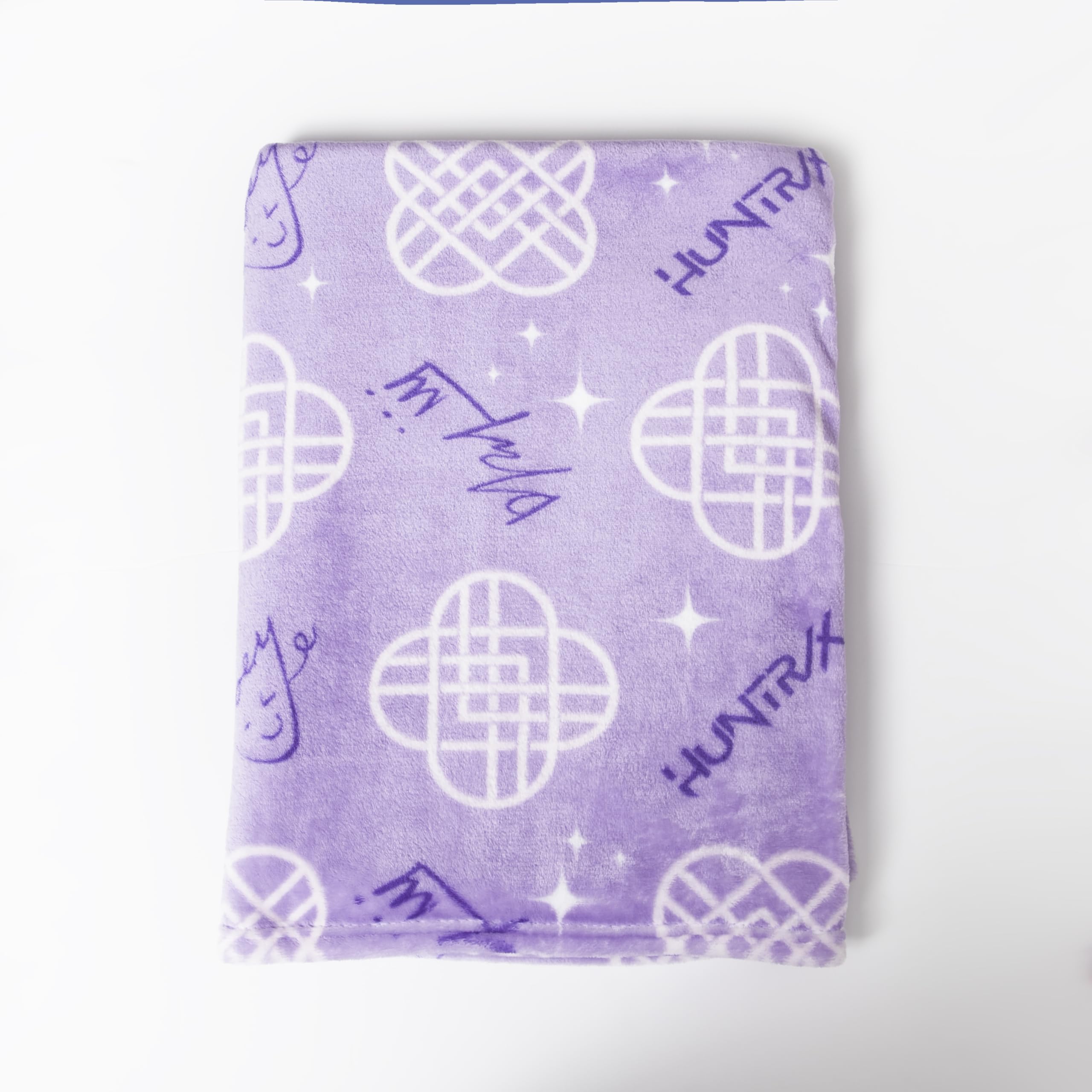 Couverture Polaire K-Pop Demon Hunters Violet et Doré 100x150 cm – Image 5